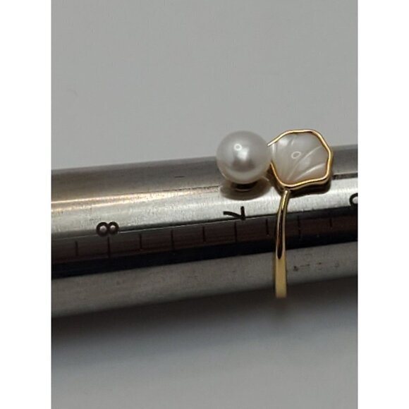 Natural Pearl and Shell Shape 18K Gold Plated Ring Size 7 - Picture 5 of 6